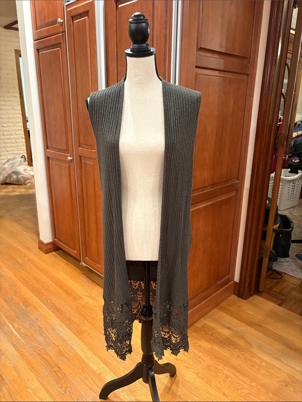 august silk  Ribbed Sleeveless Duster with Lace Trim